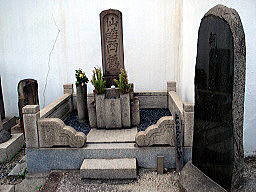井原西鶴の墓