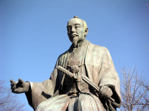 徳川斉昭銅像